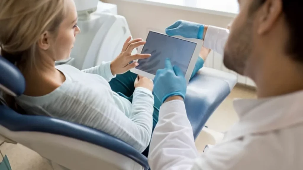 Consultation 1 Small 300x200 1 - Dentique Dental Care